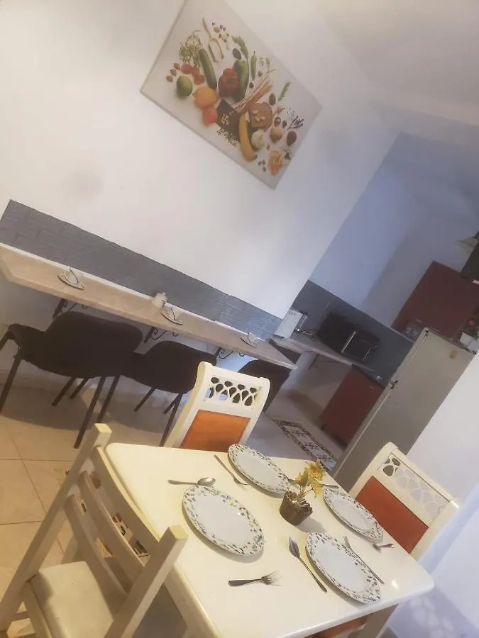 Hostel Split Rock Tirana