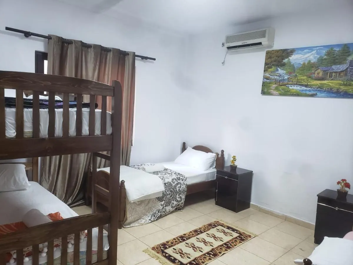 Hostel Split Rock Tirana